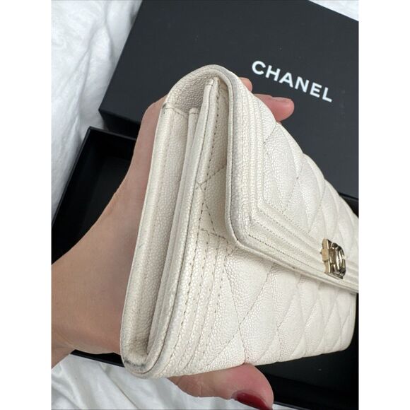 Chanel Boy Cream Beige Gold Tone Long Quilted Wallet W/box - Picture 6 of 16